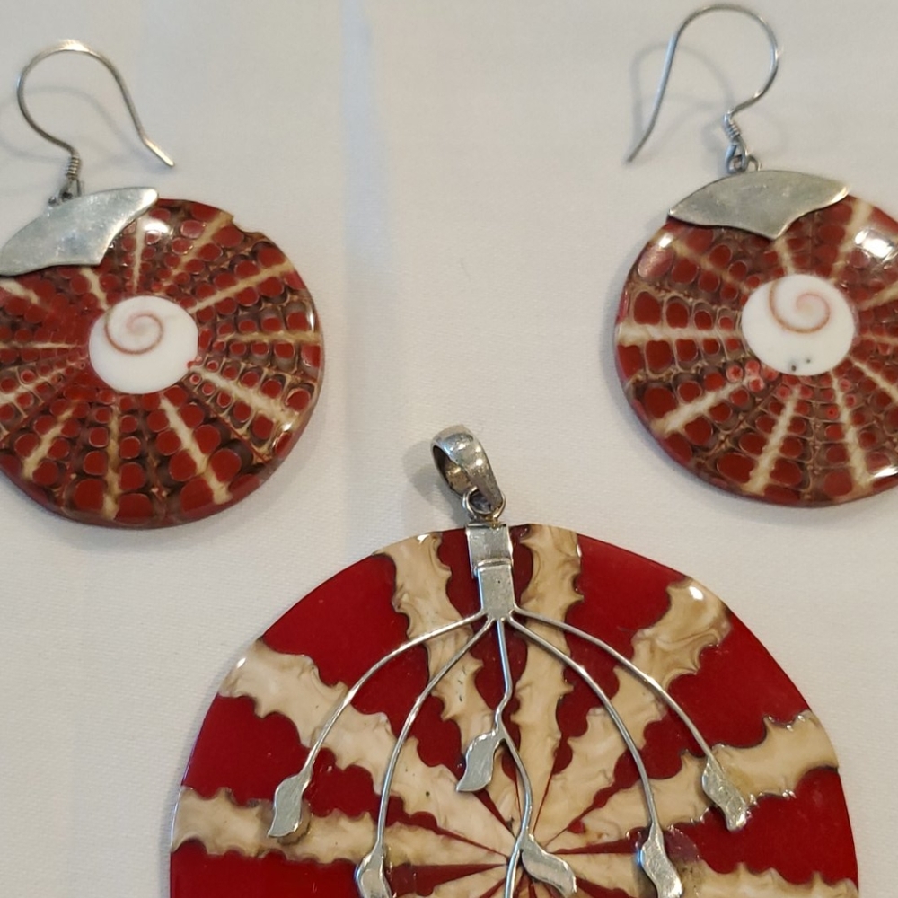 Jewelry Set - Picture 2 of 4